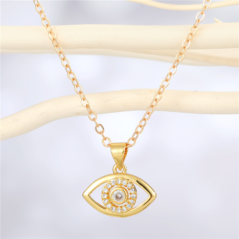 Retro Fashion Rhinestone Devilu0027s Eye Pendant Necklace Personality Fatima Hand Hollow Eye Clavicl