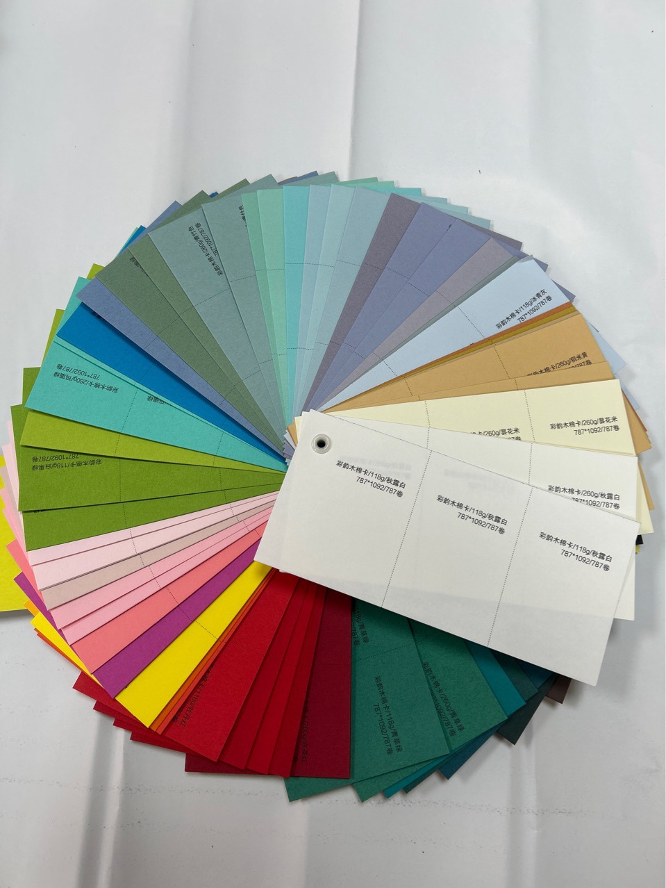 加工定制珠光纸木棉纸吸水纸彩色纸包装特种纸卡片吊牌礼盒批发