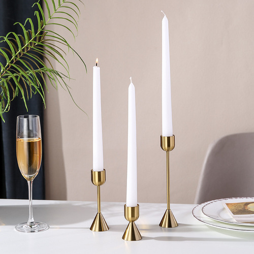 Wholesale small wine glass candle holder, minimalist golden iron candle holder, candle cup, living room decoration, romantic candlelight dinner centerpiece
