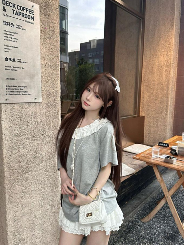 2025新款灰色花边斜肩短袖t恤女夏季设计感显瘦气质一字肩上衣潮|undefined