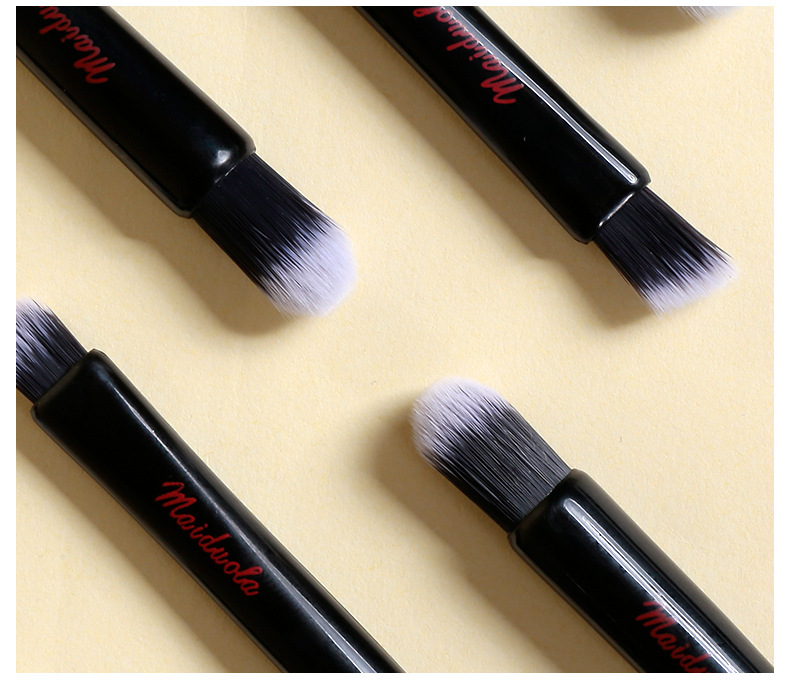 LMLTOP five-in-one Makeup brush, multi-functional, detachable, compact set brush, soft touch makeup brush L0973 undefined