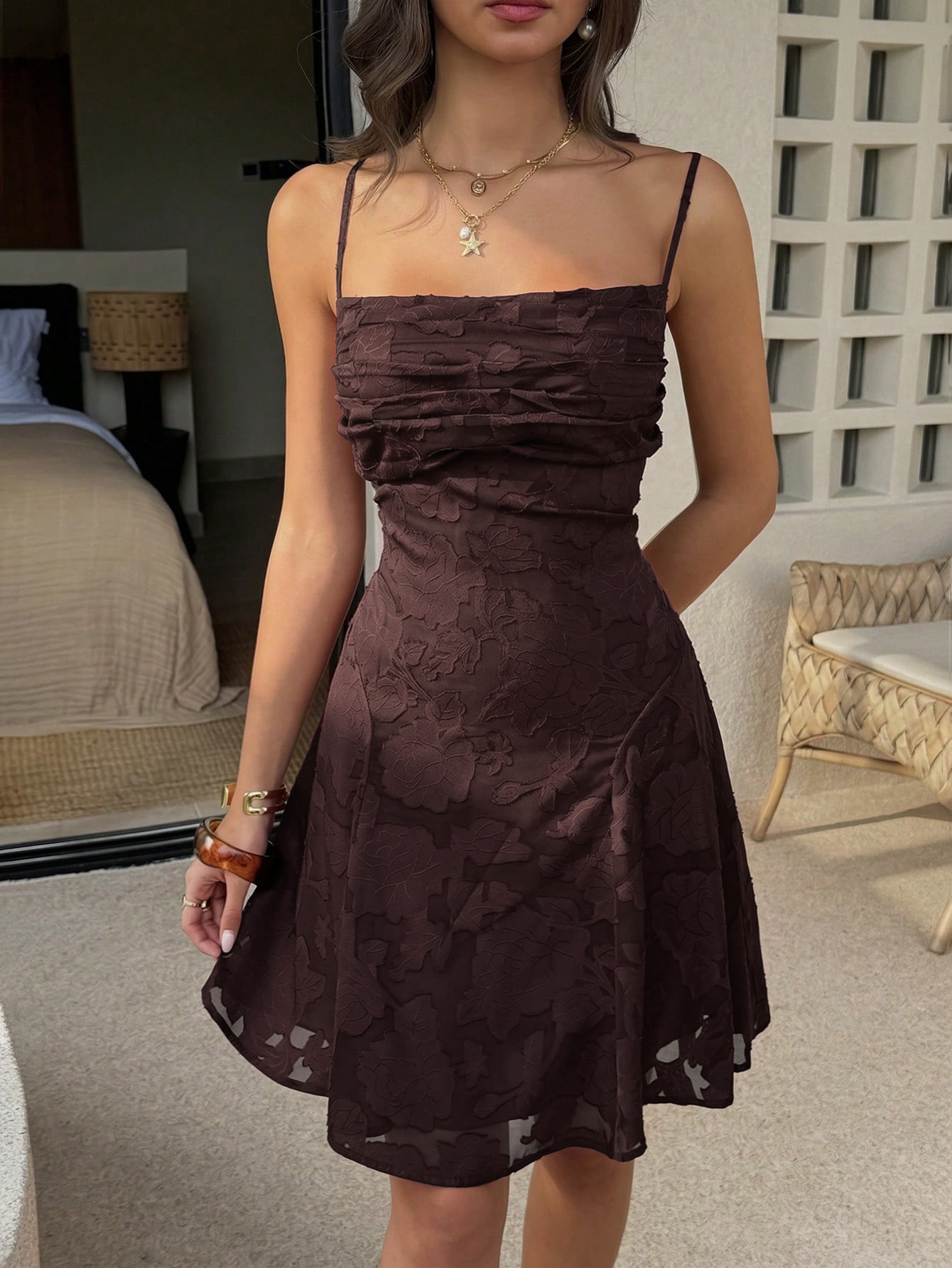 Amazon Europa y América 2026 verano nuevo elegante cintura descubierta correa vestido corto al por mayor image 7