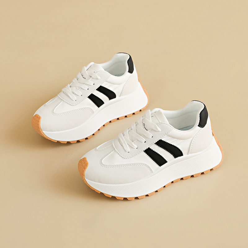 Zapatos de mujer con suela gruesa primavera nuevos zapatos de mujer transpirables de malla tejidos con suela gruesa de altura zapatos de viaje versátiles