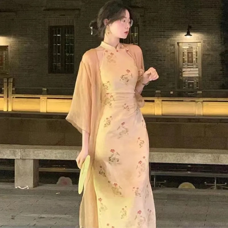 Retro wedding dress