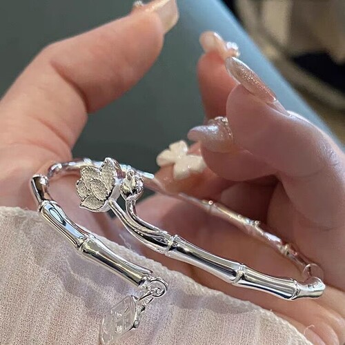 Peaceful Bamboo Lotus Women's Light Luxury High-End Adjustable Bracelet for Best Friend or Girlfriend's Birthday Gift, Unique Design