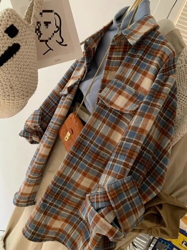 Contrast-color plaid woolen shirt for women's autumn and winter new style retro stacked inside plaid shirt lapel top