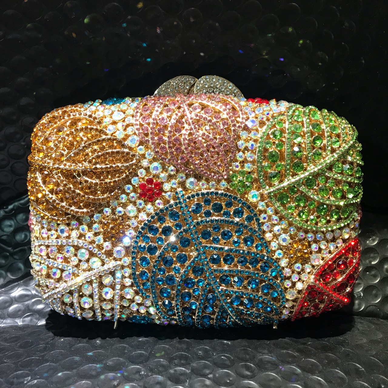 Túi clutch dạ hội đính đá pha lê hình lá phong, vỏ cứng kim loại rỗng, xách tay dự tiệc — Vàng kim AB chi tiết 2