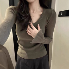 抖音热销穿搭毛针织衫女秋冬新款黑白色内搭打底衫修身长袖洋气上