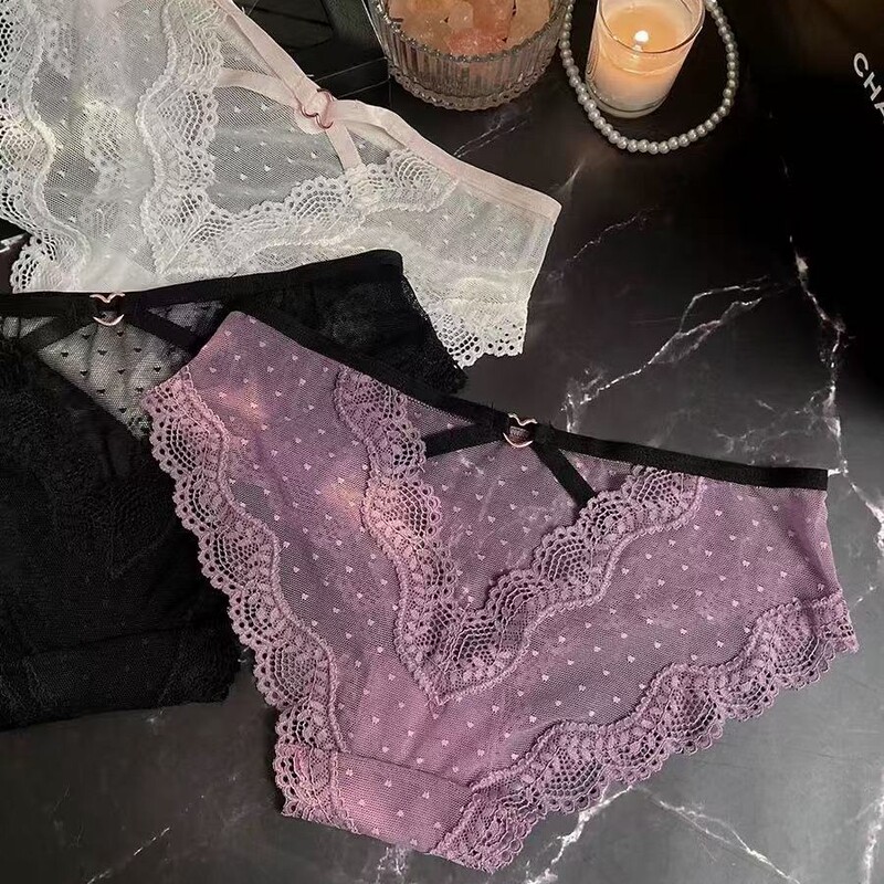 Foreign Trade European and American Style Sexy Lace Panties for Women, See-Through Temptation with Ring Buckle, Hollow Breathable Seamless Women's Briefs