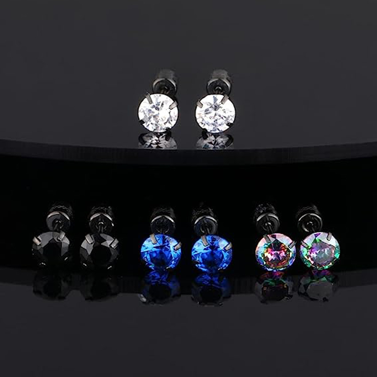 Unisex-Ohrstecker aus Titanstahl mit Zirkonia-Kreuz – Elegante, vielseitige Ohrstecker für mehrere Ohrlöcher – für einen klassischen, modischen Stil_voghion.com