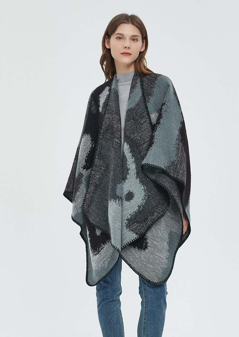 Unisex Large leopard print split cape with double jacquard collar_voghion.com