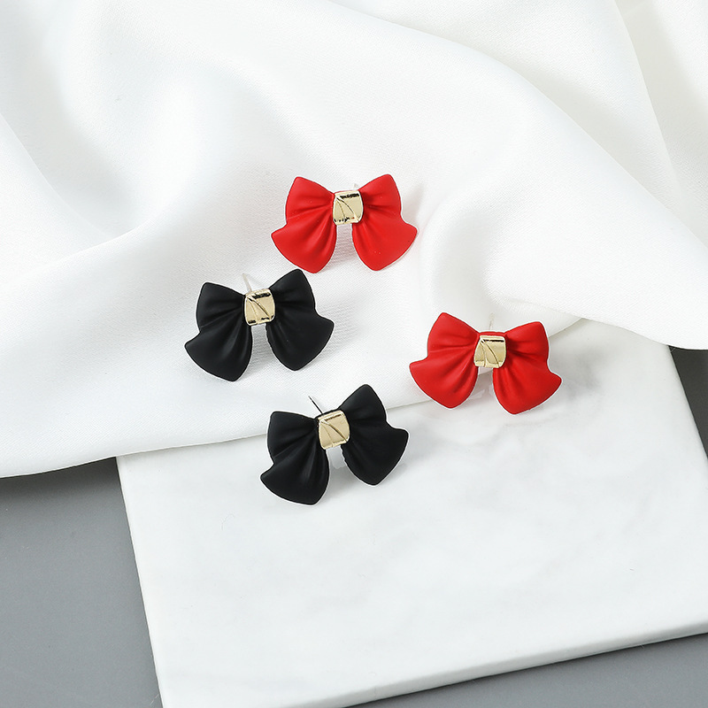 Alloy Material Bow Knot Pattern Fashion Bow Knot Alloy No Inlaid Earrings Ear Studs