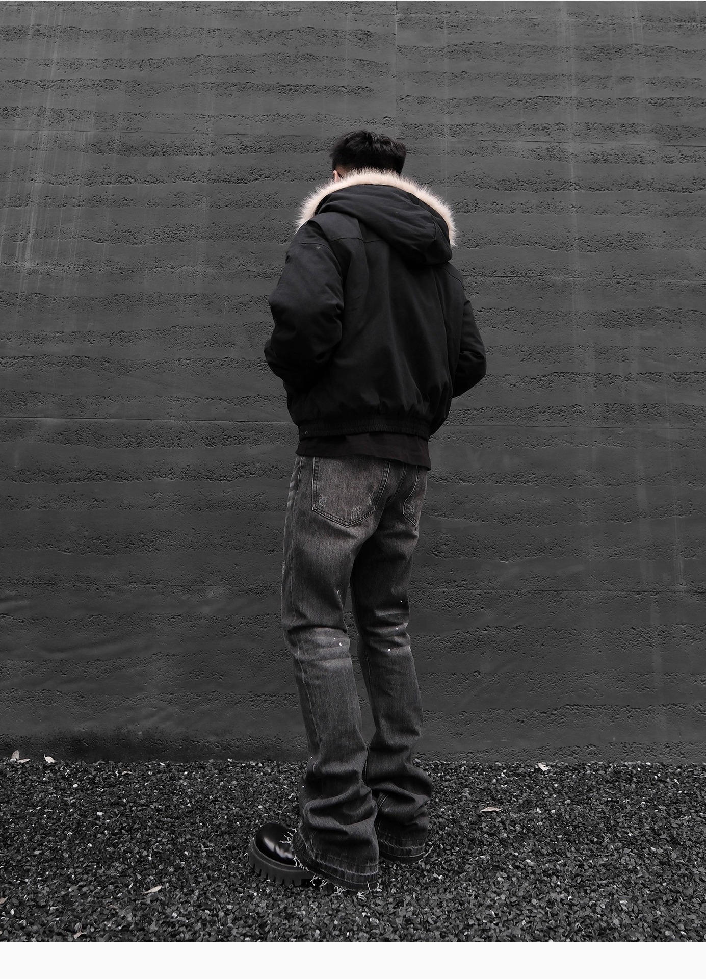 Men's Retro Ink Splashed Straight Leg Jeans With Raw Edge Detail_voghion.com