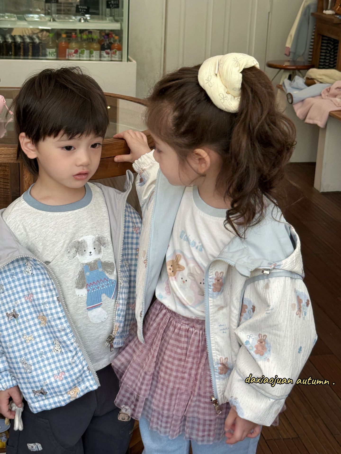 大小ロール子供プリント長袖Tシャツ2025春新作女の子かわいいプリントおしゃれルーズトップ