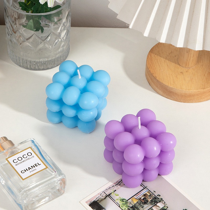 Estilo de bola creativa Cubo de Rubik Vela de aromaterapia al por mayor Oficina del hogar Vela de fragancia simple Adornos de objetos pequeños