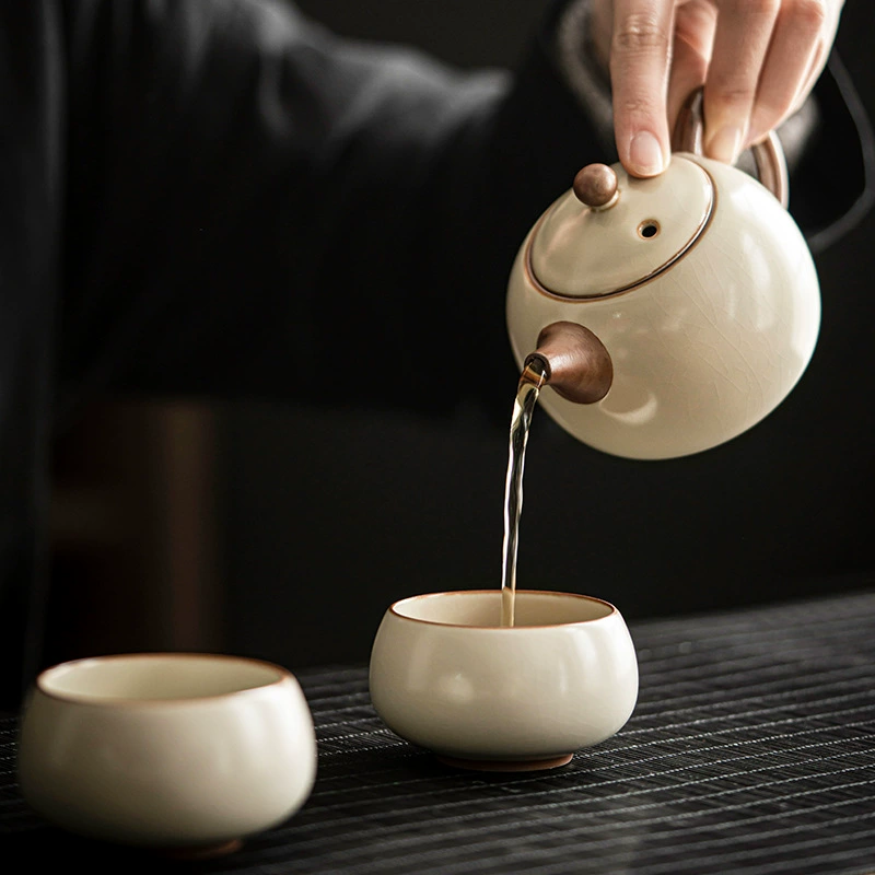 Ceramic teapot, tea set