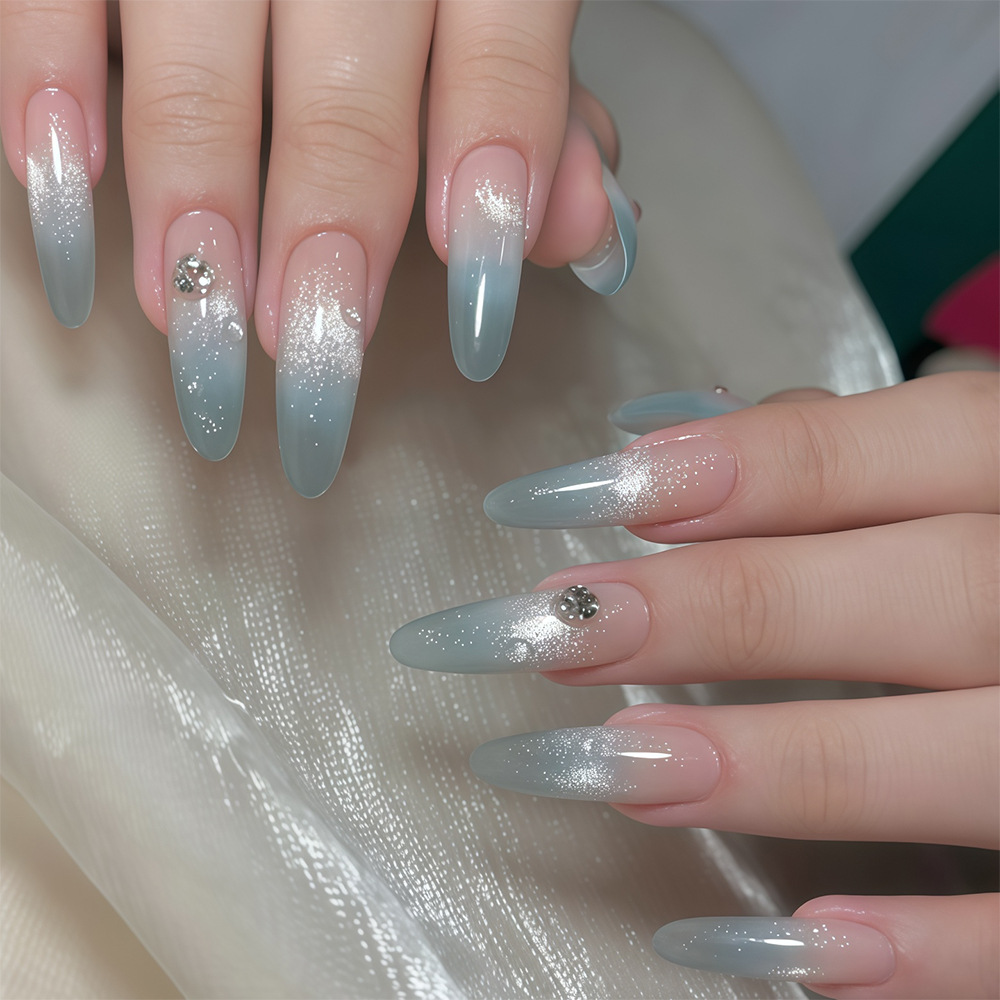 Uña alta sensación hecha a mano 30 piezas oval largo azul gradiente ojo de gato explosión de diamante flash manicura falsa pasta