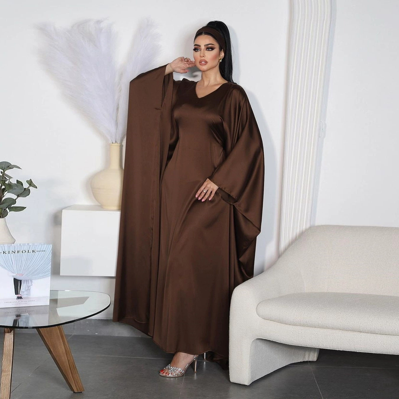 MQ126 Ближний Восток Abaya Мусульманское платье modest мода хип-хоголовка с кованым халатом для внешней торговли Женская одежда