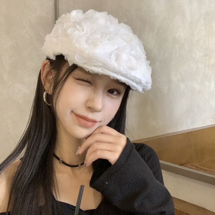 Sombrero de nicho coreano de rosa tridimensional para mujeres versátil cara cóncava modelado pintor sombrero de moda boina