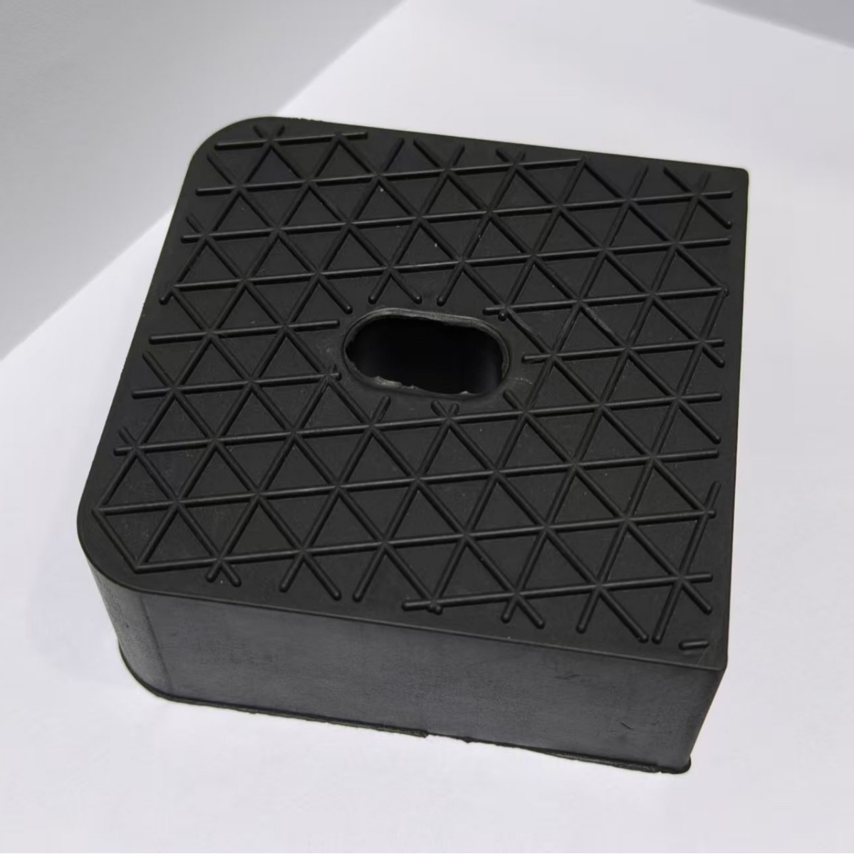 减震垫防震垫橡胶垫U型垫U型脚垫外机支架底座防震降噪橡胶垫块