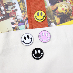 新款跨境時尚微笑笑臉徽章可愛彩色防走光領口別針金屬滴油胸針