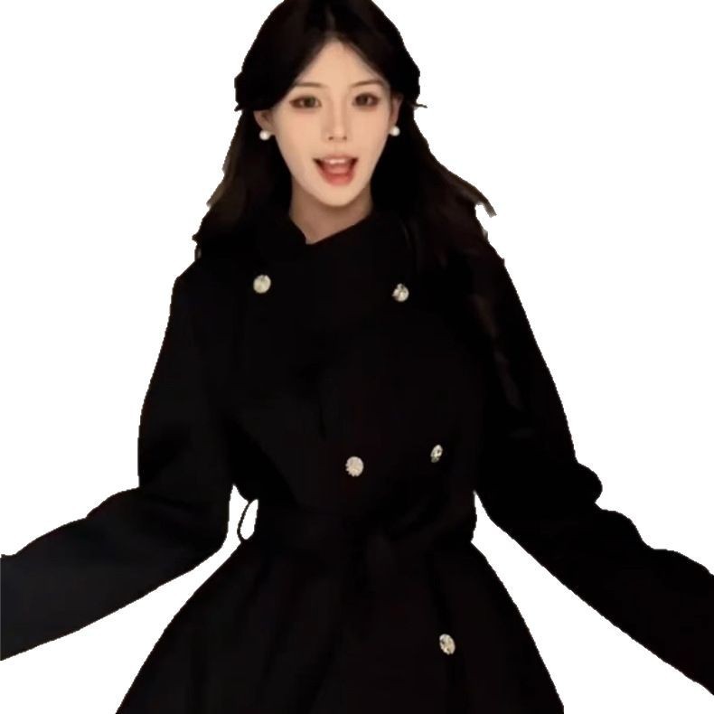 韓国系の冬の娘は白い毛のコートを着ています。|undefined