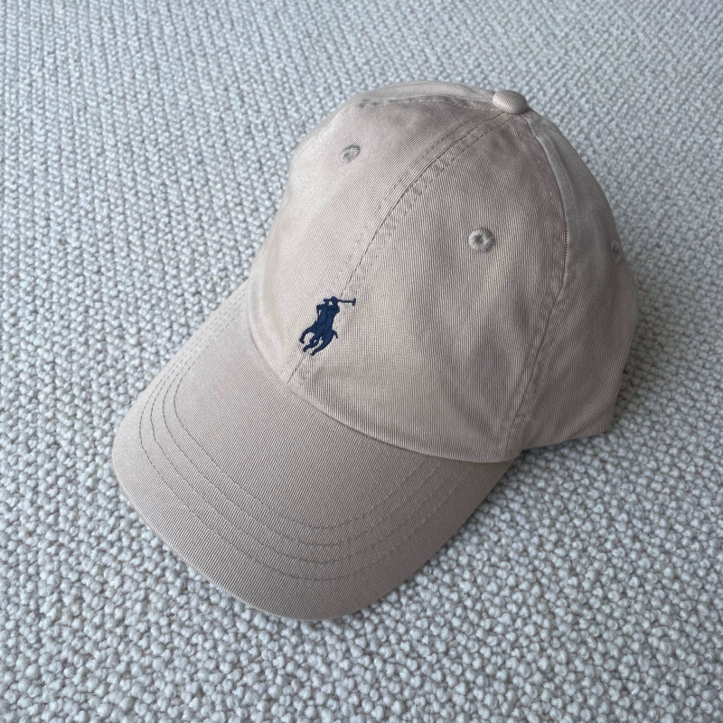 Shallow khaki