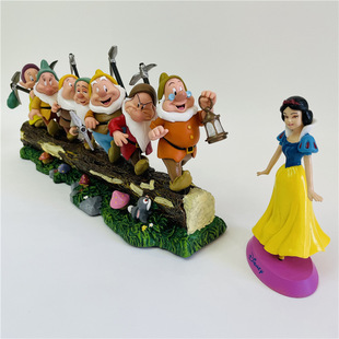 Fairy Tale Snow White and the Seven Dwarfs Hand-made Model Decoration Gifts Gold Mining Scene Series