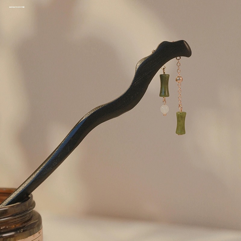 Cyan Slub Fringed Hairpin