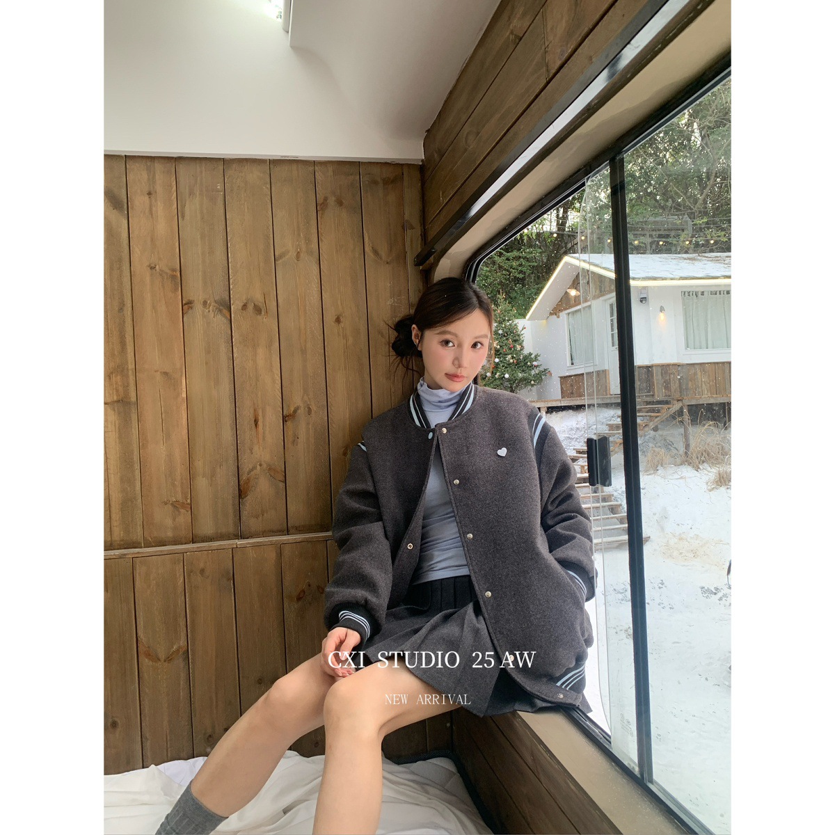 广州十三行冬季新款洋气爱心胸针高级感百搭显瘦羽绒棒球服女