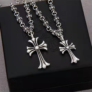 �W������ʮ�ּ����Ʒ�����Ů�͹ł��Կ��_�ĵ�����