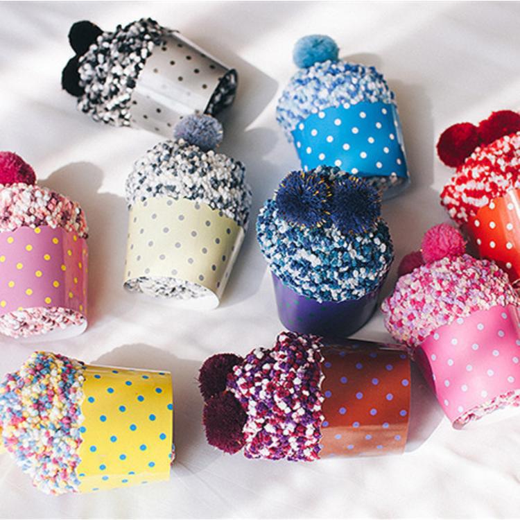 Color mixto (no incluye el precio de la caja y el papel de colores, necesita agregar 1 yuan, póngase en contacto con el servicio al cliente para cambiar el precio)