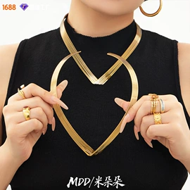 耳环;项链;首饰套装