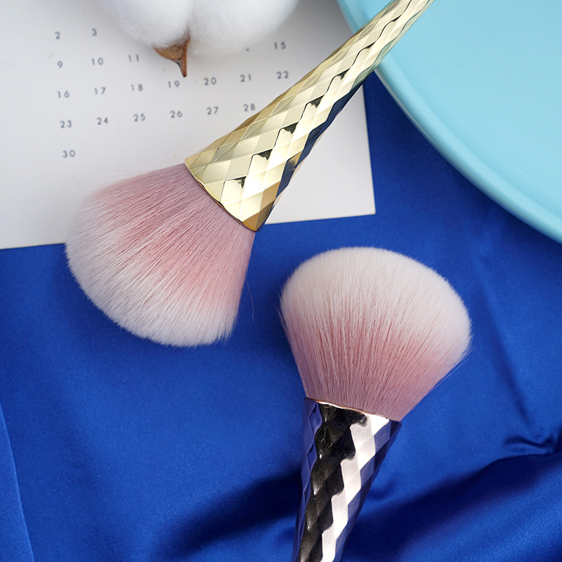 Cepillo suelto de cintura pequeña de gran tamaño cepillo de rubor de pelo suave cepillo de maquillaje de copa única herramientas de belleza universal al por mayor