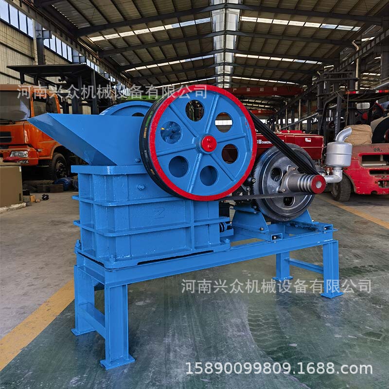 Diesel-Powered Mobile Ore Coarse Crushing Equipment Small Pe250X400 Construction Waste Concrete Crusher