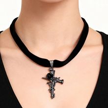 欧美万圣节哥特风十字架吊坠个性复古荆棘项链女轻奢高级感饰品