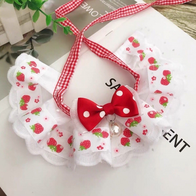 猫の首を囲むクリスマスのよだれレースのぬいぐるみペットの犬のマフラーの装飾の蝶ネクタイの猫の装飾品の犬のよだれかけ|undefined