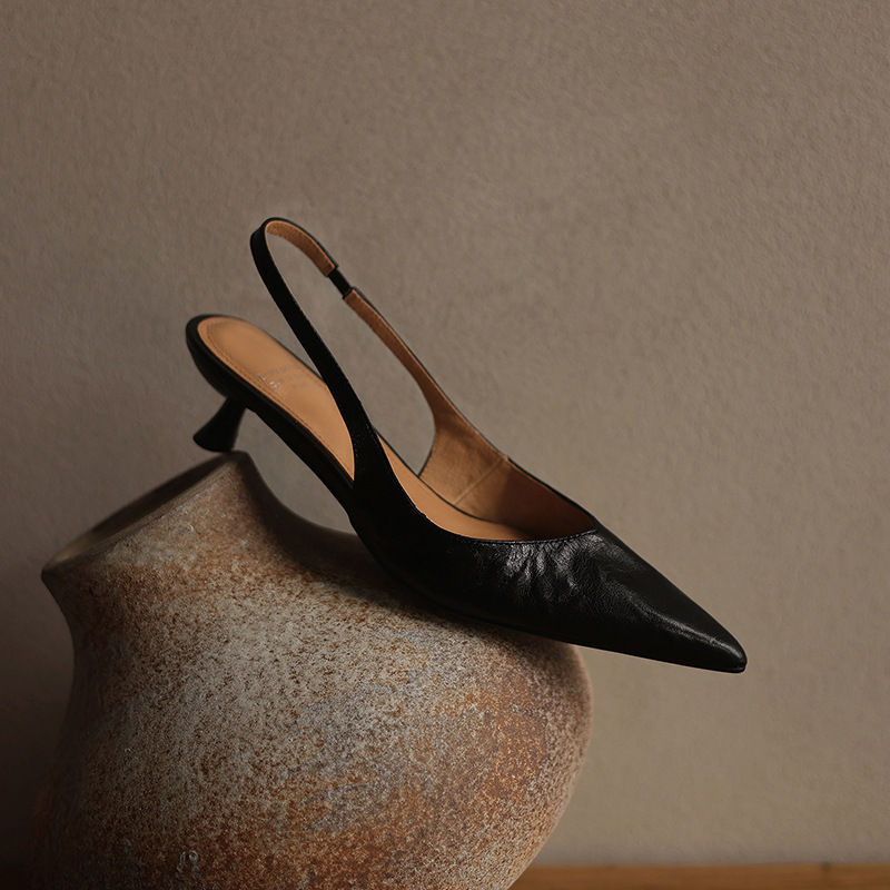 First-Layer Sheepskin Soft and Comfortable Pointed-Toe Kitten Heel Open-Back Sandals 2026 Summer Commuter High Heels for Women