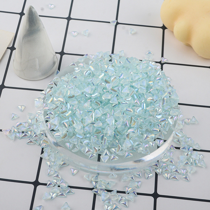 Acrylic transparent AB color triangle resin nail patch ins colorful nail moon jewelry accessories patch