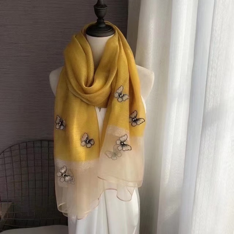 秋と冬の韓国シルクスカーフ女性用模擬シルクファッション立体蝶刺繍薄いガーゼスカーフ母親のギフト|undefined