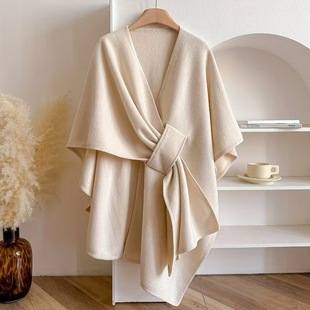 Live Broadcast Hot Autumn and Winter New Scarf Shawl Cape Fur Collar Fur Ball Knitted Cardigan Cape Shawl