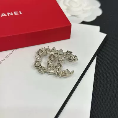 Yaxa sancaqları Brooch, Fashionable Retro Star - letter-square-diamond-brooch