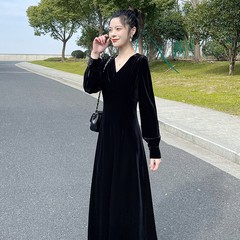 秋の婦人服のヘボン風の小さい黒いスカートのタキシードとコートの底の黒い金のベルベットのワンピースの子供の秋冬