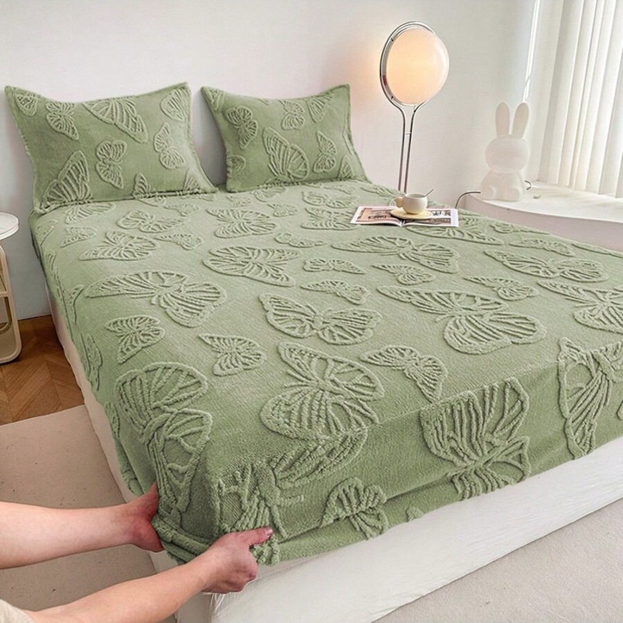 Cross-Border Amazon Fitted Sheet Pillowcase Taffeta Three-Piece Set Anti-Slip Autumn and Winter Bedspread Mattress Cover