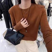 2025秋冬新款圆领肩部扣加绒加厚t恤上衣长袖T恤女宽松显瘦打底衫