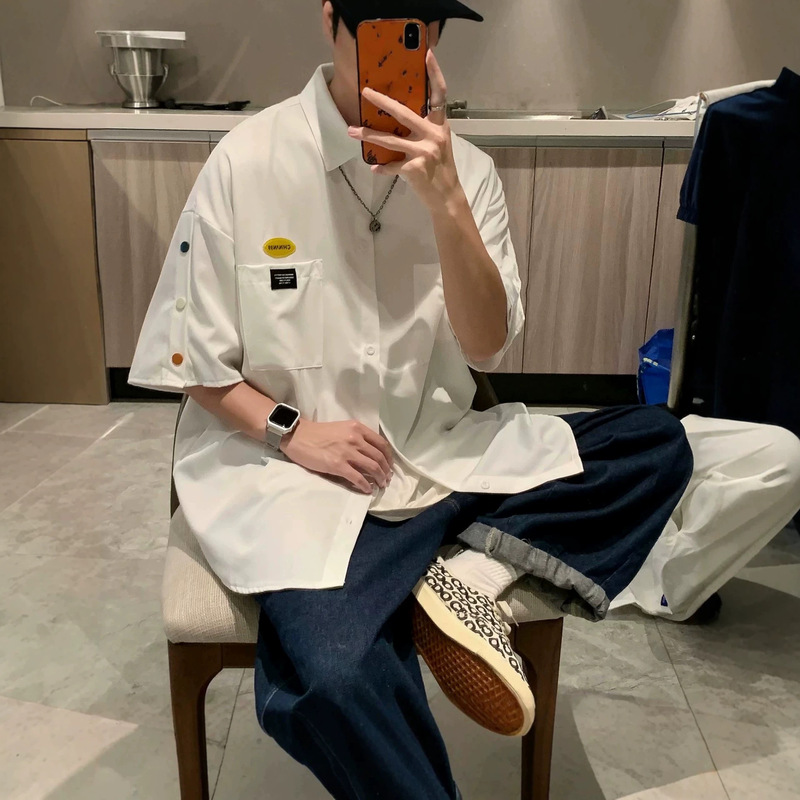 High-end ice silk shirt for men, trendy and stylish, summer thin shirt with a unique design, niche short-sleeved shirt jacket High-end ice silk shirt for men, trendy and stylish, summer thin shirt with a unique design, niche short-sleeved shirt jacket