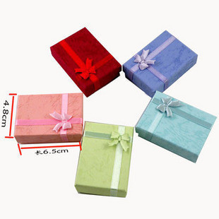 Caja de joyería anillo Stud pendientes COLLAR COLGANTE pulsera caja de regalo de joyería redonda roja