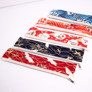 Creative Japanese style cute Japanese style bronzing cotton zipper bag 26cm stationery bag tableware bag pencil case cosmetic bag