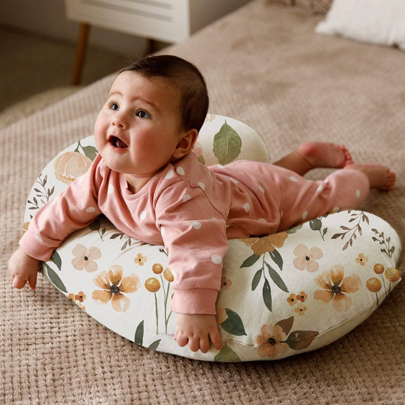Postpartum protective universal children's pillow for breastfeeding