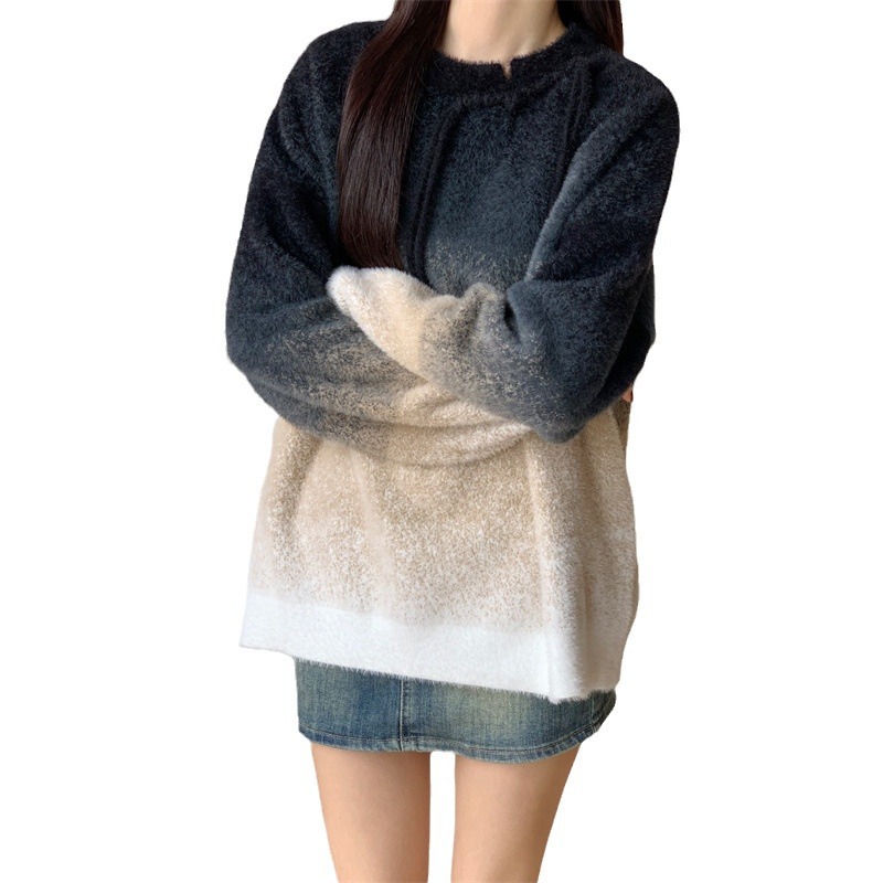 Autumn Japanese retro knitted sweater with a round collar